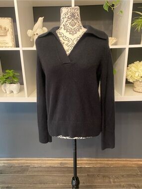 Banana Republic 100% Cashmere Black Collared V-Neck Women's Sweater